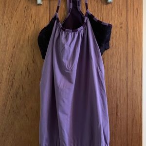 Lululemon ‘no limits’ tank top.